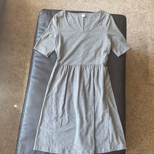Grey sleeved dress